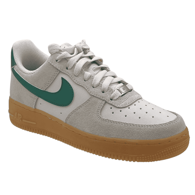 Nike Air Force 1 _07 LV8 White Green Gum