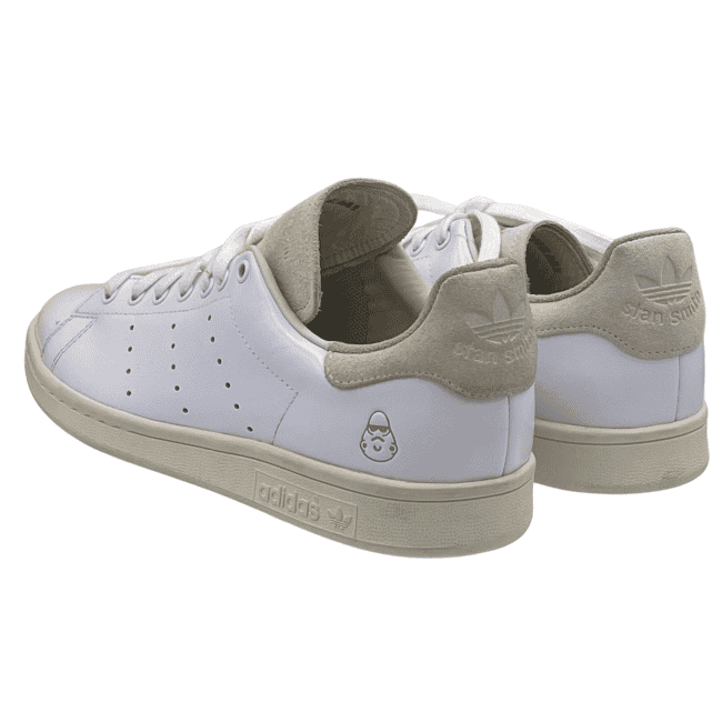 adidas Stan Smith Star Wars x Nanzuka “Stormtrooper” (5) adidas Stan Smith Star Wars x Nanzuka “Stormtrooper” (5)