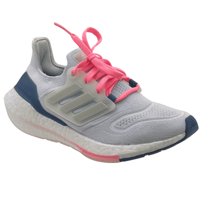 adidas UltraBoost 22 – Cloud White - Grey One - Almost Blue